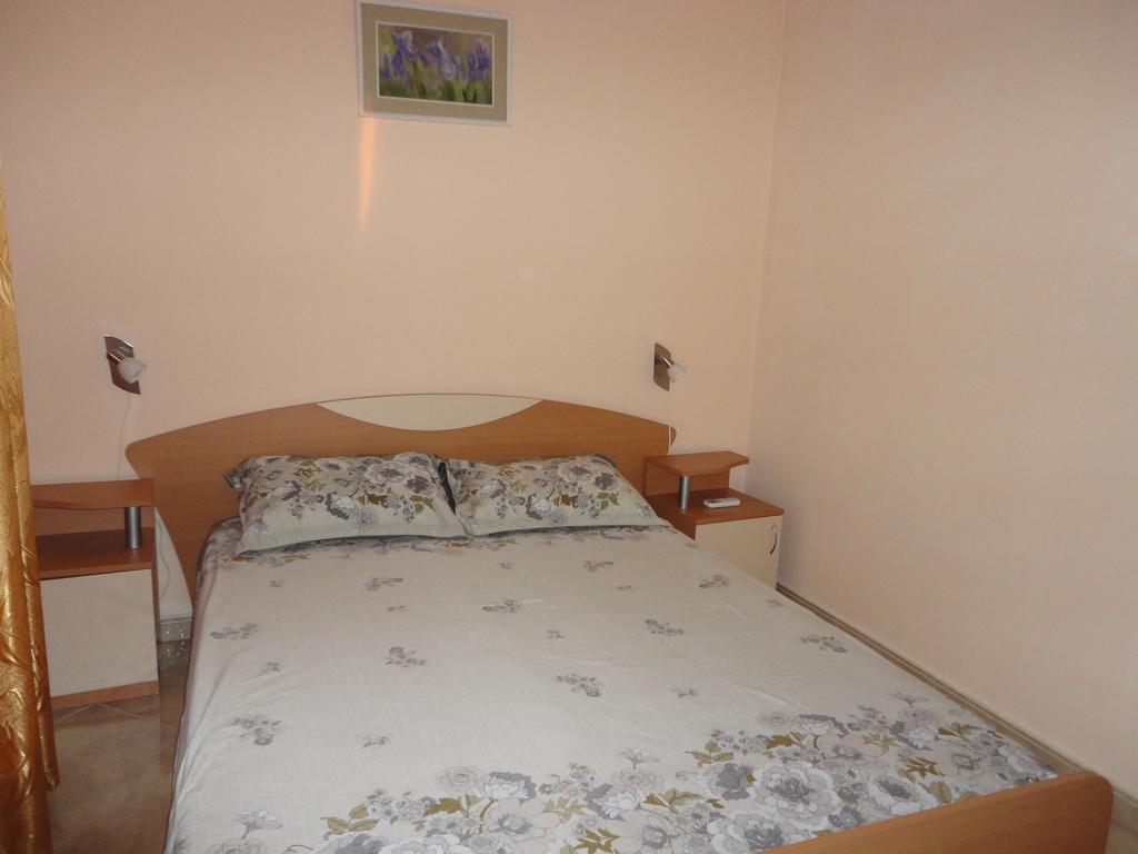 Tashevi Apartments 포마리 외부 사진
