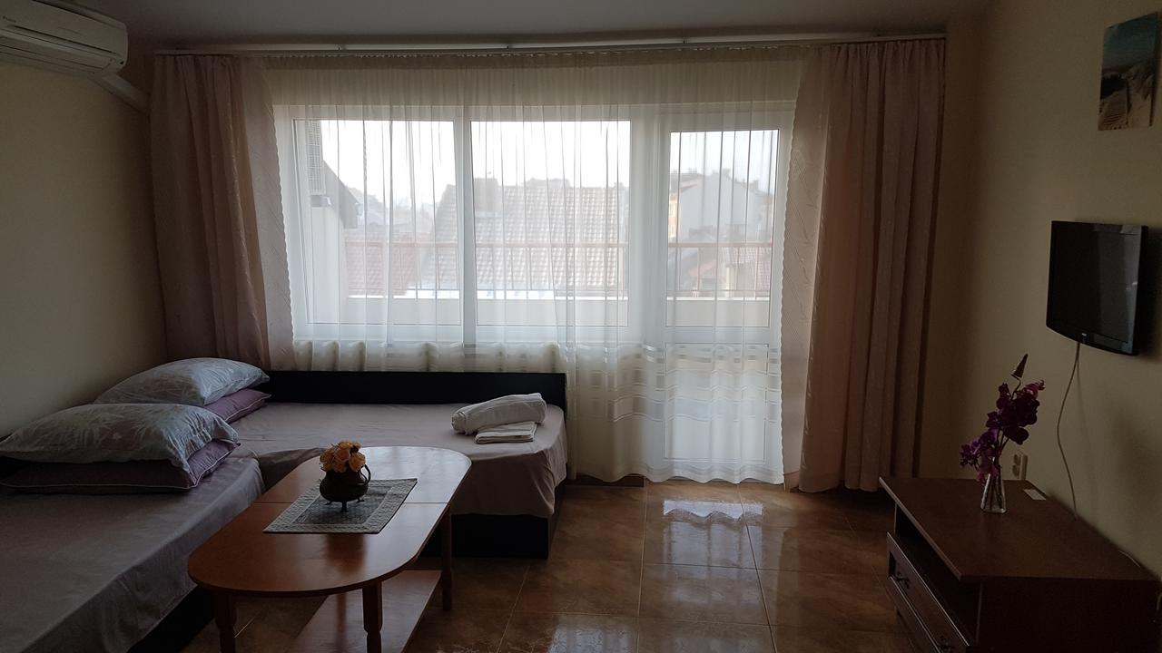 Tashevi Apartments 포마리 외부 사진