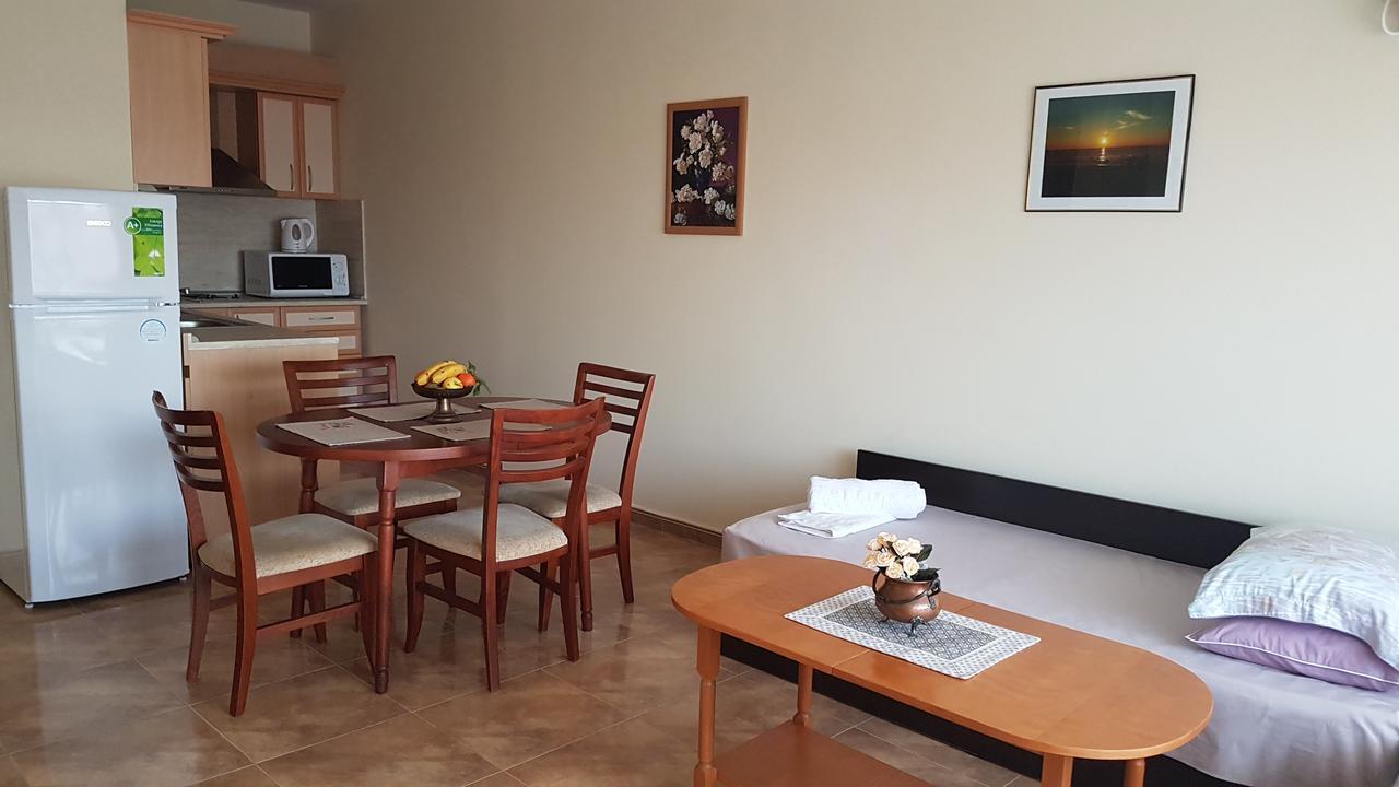 Tashevi Apartments 포마리 외부 사진
