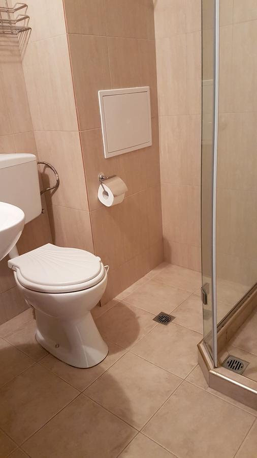 Tashevi Apartments 포마리 외부 사진